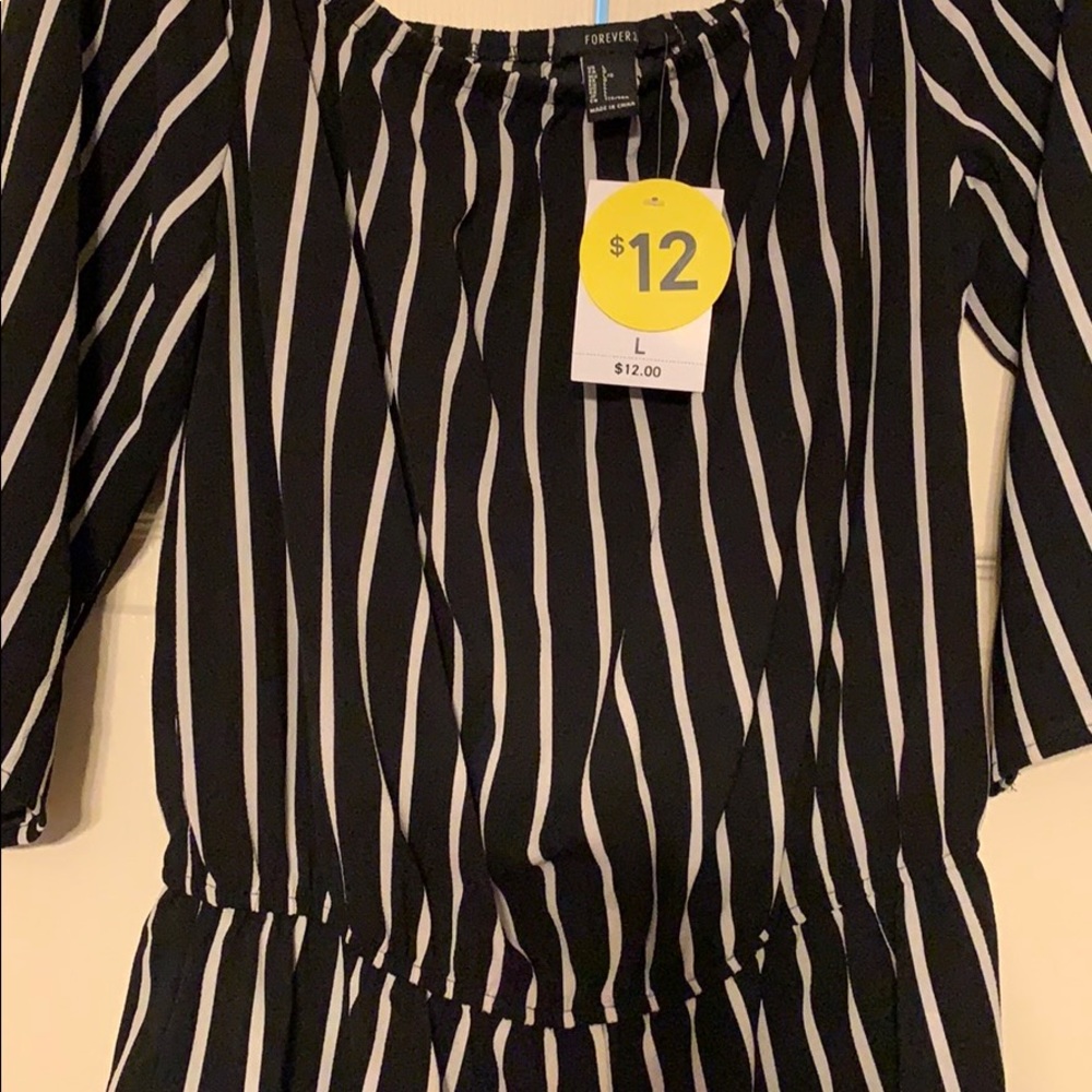 Ladies Romper - Picture 2 of 3